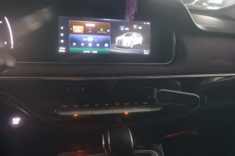 Used GAC Trumpchi M6 2023 PRO 270T DCT Luxury Edition Audio And AC Panel