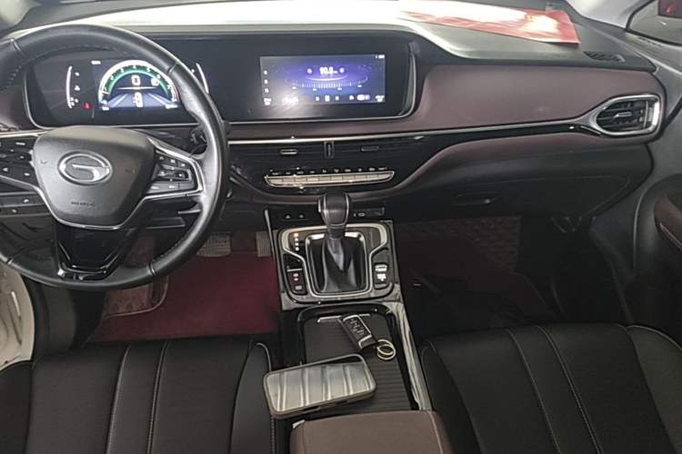 Used GAC Trumpchi M6 2023 PRO 270T DCT Luxury Edition Audio And AC Panel