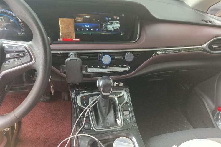 Used GAC Trumpchi M6 2023 PRO 270T DCT Elite Edition Audio And AC Panel
