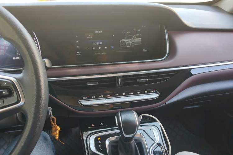 Used GAC Trumpchi M6 2023 PRO 270T DCT Elite Edition Audio And AC Panel