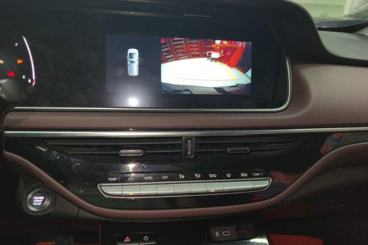 Used GAC Trumpchi M6 2023 PRO 270T DCT Luxury Edition Audio And AC Panel