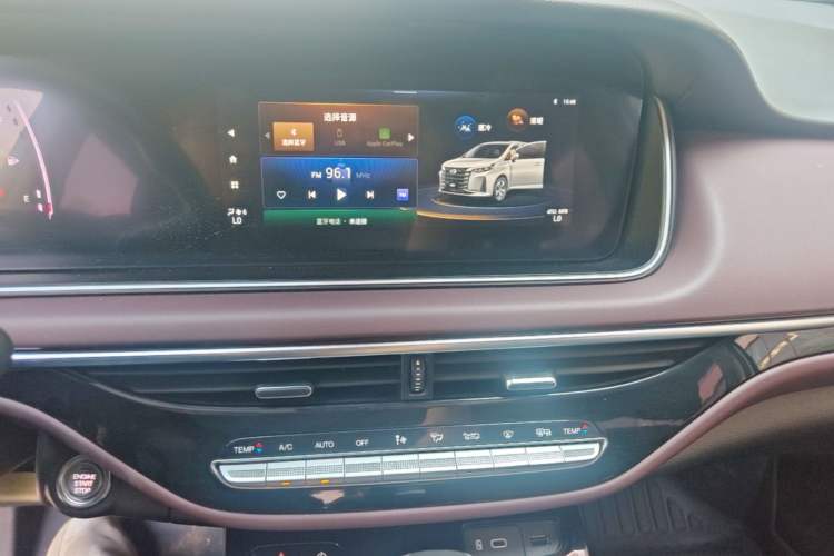 Used GAC Trumpchi M6 2023 PRO 270T DCT Luxury Edition Audio And AC Panel