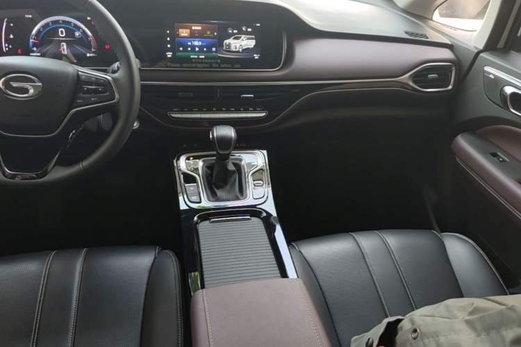 Used GAC Trumpchi M6 2023 PRO 270T DCT Luxury Edition Audio And AC Panel