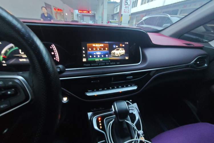 Used GAC Trumpchi M6 2023 PRO 270T DCT Luxury Edition Audio And AC Panel