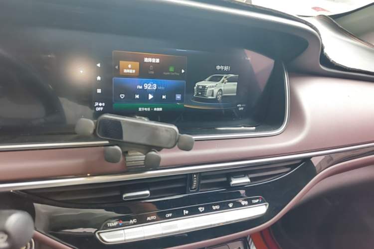 Used GAC Trumpchi M6 2023 PRO 270T DCT Luxury Edition Audio And AC Panel