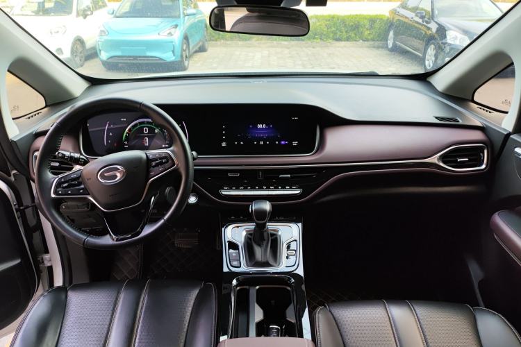 Used GAC Trumpchi M6 2023 PRO 270T DCT Luxury Edition Center Console
