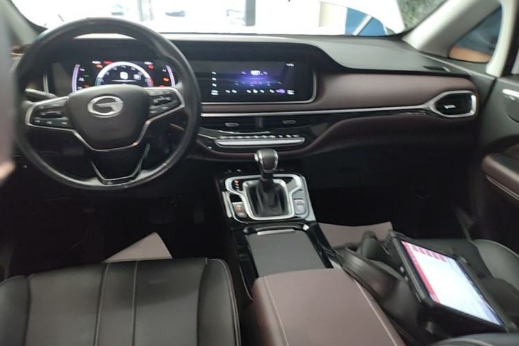 Used GAC Trumpchi M6 2023 PRO 270T DCT Luxury Edition Center Console