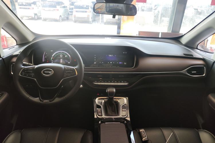 Used GAC Trumpchi M6 2023 PRO 270T DCT Luxury Edition Center Console