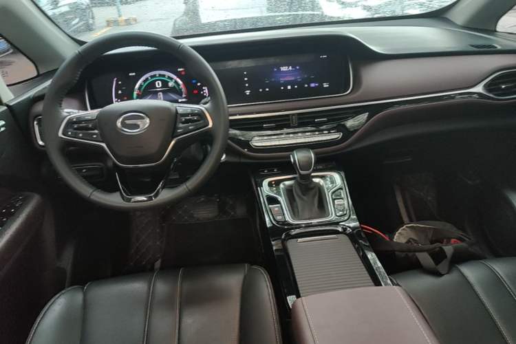 Used GAC Trumpchi M6 2023 PRO 270T DCT Luxury Edition Center Console