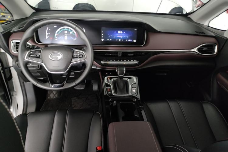 Used GAC Trumpchi M6 2023 PRO 270T DCT Luxury Edition Center Console