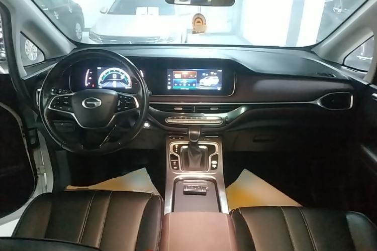 Used GAC Trumpchi M6 2023 PRO 270T DCT Luxury Edition Center Console