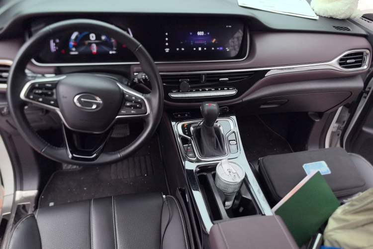 Used GAC Trumpchi M6 2023 PRO 270T DCT Luxury Edition Center Console