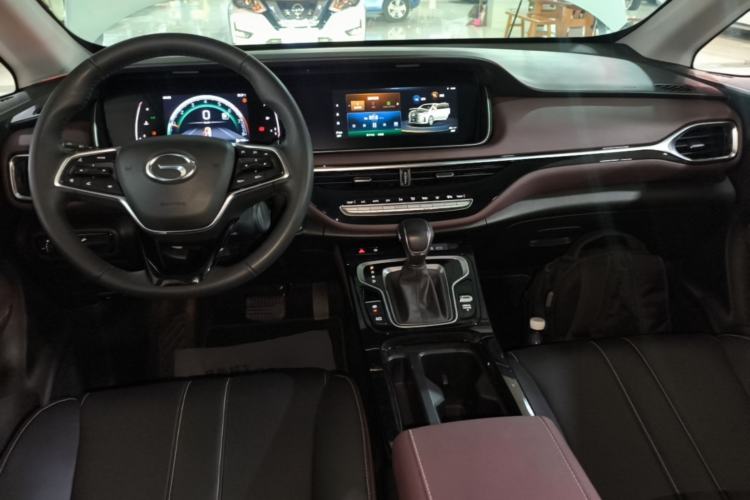 Used GAC Trumpchi M6 2023 PRO 270T DCT Luxury Edition Center Console