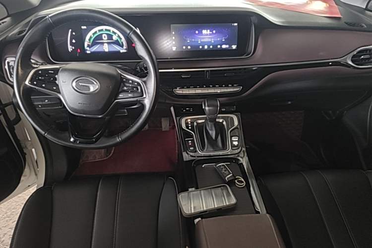 Used GAC Trumpchi M6 2023 PRO 270T DCT Luxury Edition Center Console