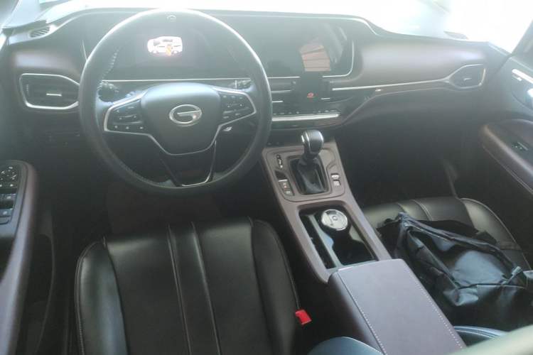 Used GAC Trumpchi M6 2023 PRO 270T DCT Luxury Edition Center Console