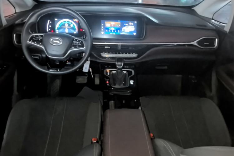 Used GAC Trumpchi M6 2023 PRO 270T DCT Elite Edition Center Console