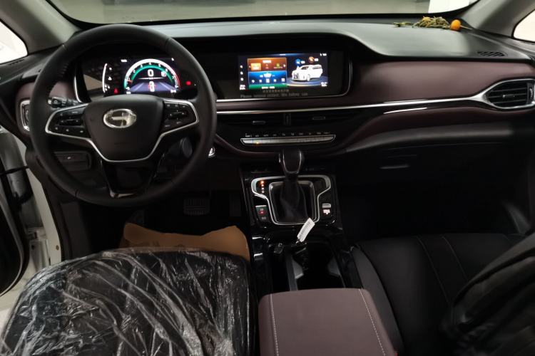 Used GAC Trumpchi M6 2023 PRO 270T DCT Luxury Edition Center Console