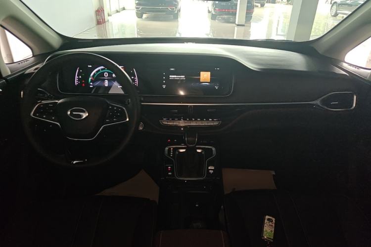 Used GAC Trumpchi M6 2023 PRO 270T DCT Luxury Edition Center Console