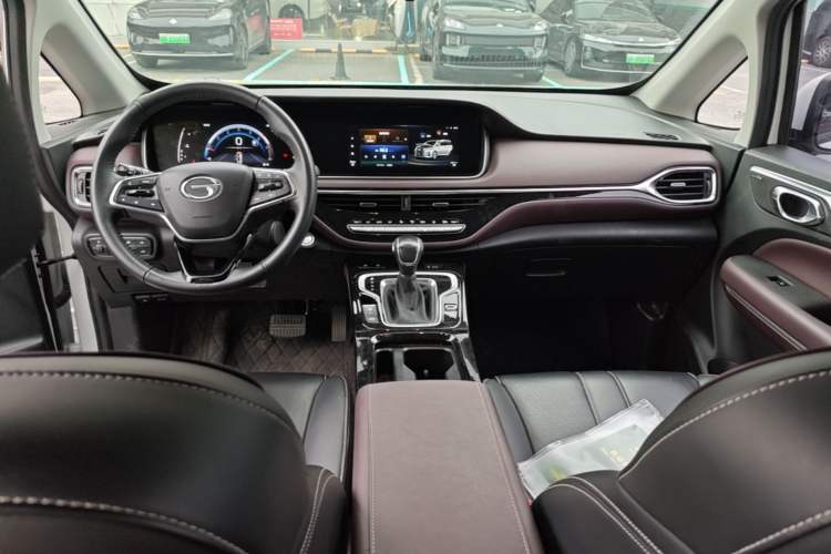Used GAC Trumpchi M6 2023 PRO 270T DCT Luxury Edition Center Console