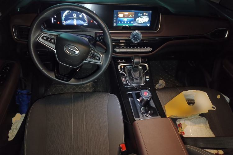 Used GAC Trumpchi M6 2023 PRO 270T DCT Elite Edition Center Console