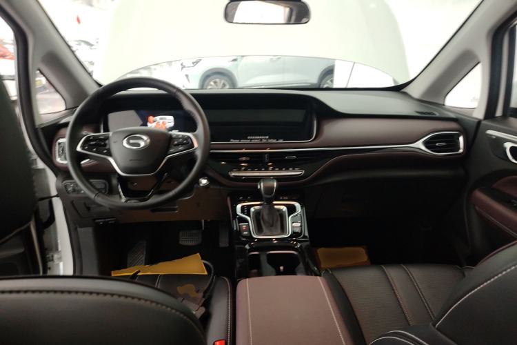Used GAC Trumpchi M6 2023 PRO 270T DCT Luxury Edition Center Console