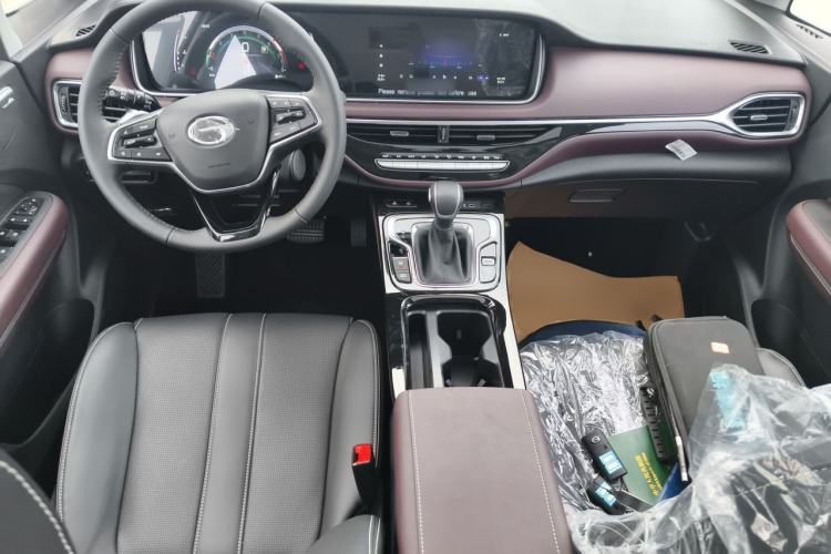 Used GAC Trumpchi M6 2023 PRO 270T DCT Luxury Edition Center Console