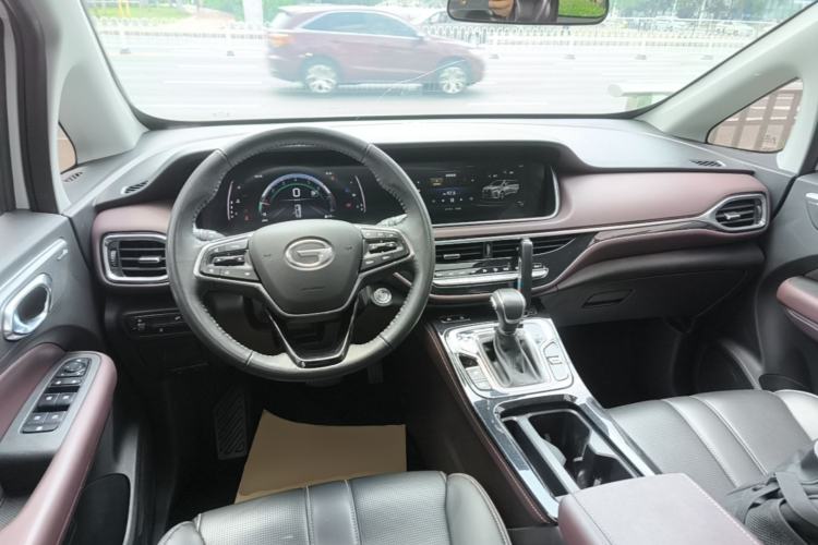 Used GAC Trumpchi M6 2023 PRO 270T DCT Luxury Edition Center Console