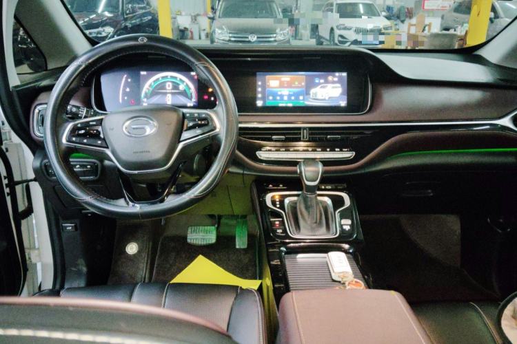 Used GAC Trumpchi M6 2023 PRO 270T DCT Luxury Edition Center Console