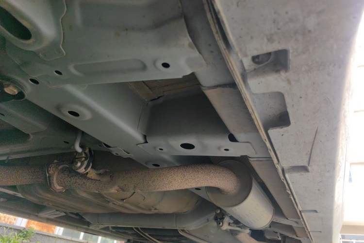 Used GAC Trumpchi M6 2023 PRO 270T DCT Elite Edition Chassis Front Left