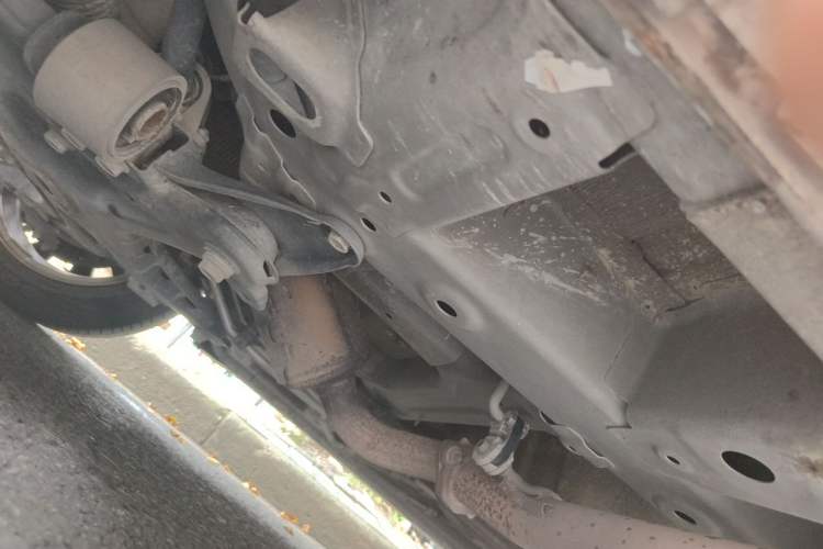 Used GAC Trumpchi M6 2023 PRO 270T DCT Elite Edition Chassis Front Left
