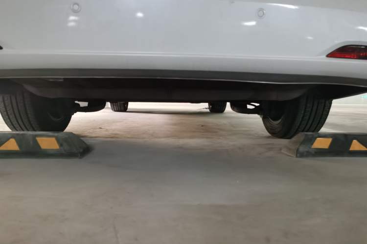 Used GAC Trumpchi M6 2023 PRO 270T DCT Luxury Edition Chassis Front Right