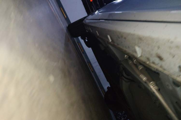 Used GAC Trumpchi M6 2023 PRO 270T DCT Elite Edition Chassis Front Right