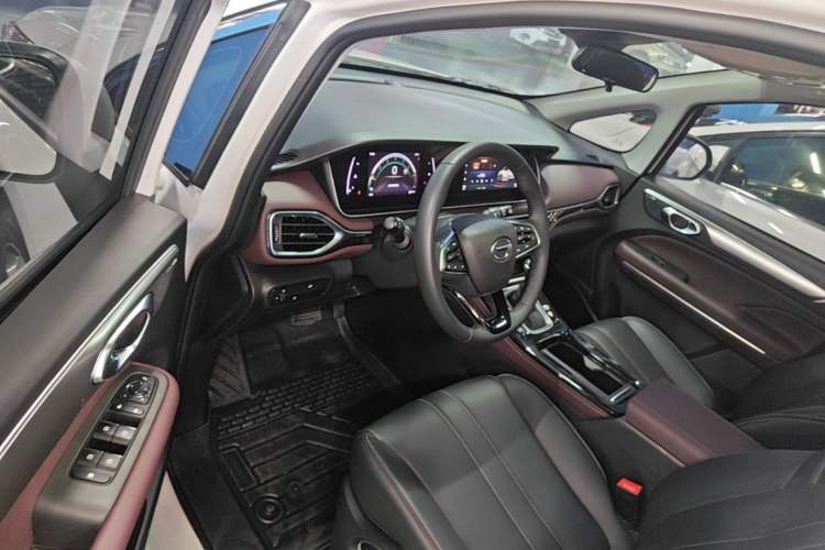 Used GAC Trumpchi M6 2023 PRO 270T DCT Luxury Edition Driver Seat