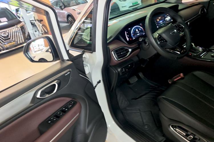 Used GAC Trumpchi M6 2023 PRO 270T DCT Luxury Edition Driver Seat