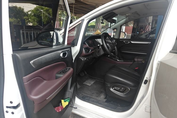 Used GAC Trumpchi M6 2023 PRO 270T DCT Luxury Edition Driver Seat