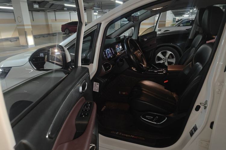 Used GAC Trumpchi M6 2023 PRO 270T DCT Luxury Edition Driver Seat
