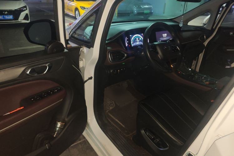 Used GAC Trumpchi M6 2023 PRO 270T DCT Luxury Edition Driver Seat