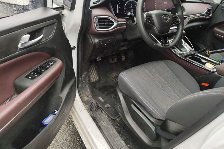 Used GAC Trumpchi M6 2023 PRO 270T DCT Elite Edition Driver Seat