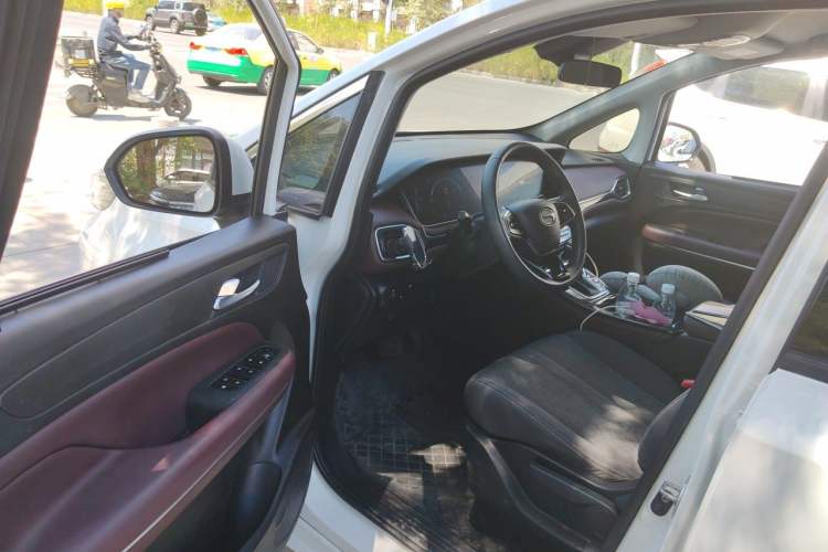 Used GAC Trumpchi M6 2023 PRO 270T DCT Elite Edition Driver Seat
