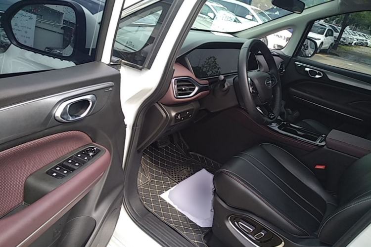 Used GAC Trumpchi M6 2023 PRO 270T DCT Luxury Edition Driver Seat