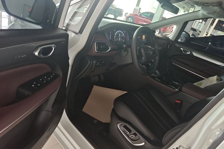 Used GAC Trumpchi M6 2023 PRO 270T DCT Luxury Edition Driver Seat