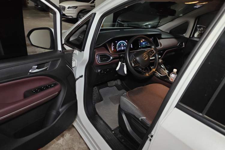 Used GAC Trumpchi M6 2023 PRO 270T DCT Elite Edition Driver Seat