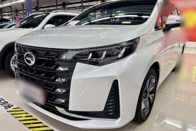 GAC Trumpchi M6 2023 PRO 270T DCT Luxury Edition - Luxury