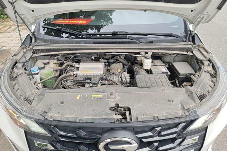 Used GAC Trumpchi M6 2023 PRO 270T DCT Luxury Edition Engine Bay