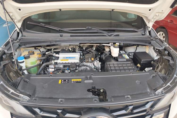 Used GAC Trumpchi M6 2023 PRO 270T DCT Luxury Edition Engine Bay