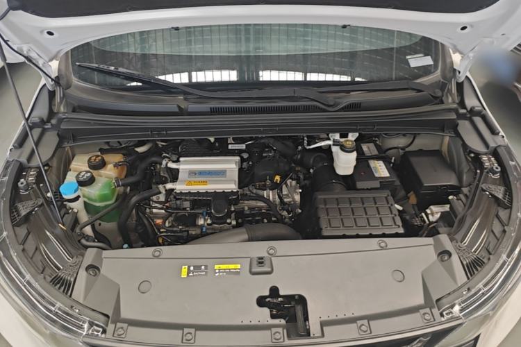 Used GAC Trumpchi M6 2023 PRO 270T DCT Luxury Edition Engine Bay