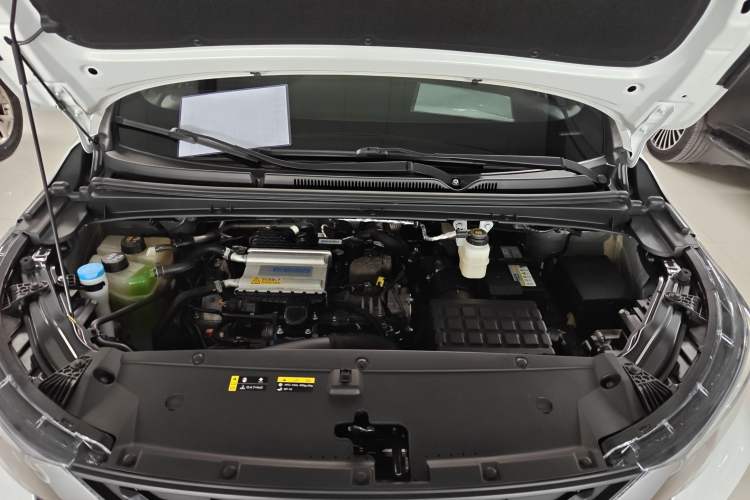 Used GAC Trumpchi M6 2023 PRO 270T DCT Luxury Edition Engine Bay