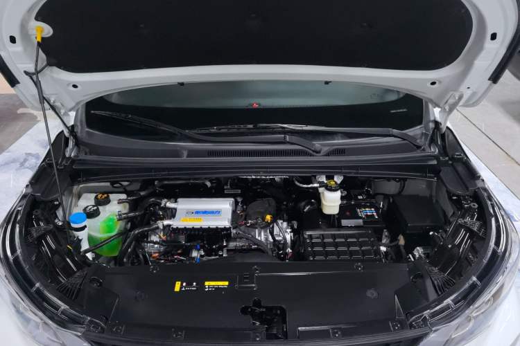 Used GAC Trumpchi M6 2023 PRO 270T DCT Luxury Edition Engine Bay
