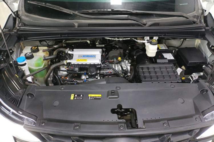 Used GAC Trumpchi M6 2023 PRO 270T DCT Luxury Edition Engine Bay