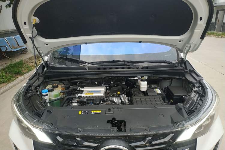 Used GAC Trumpchi M6 2023 PRO 270T DCT Luxury Edition Engine Bay